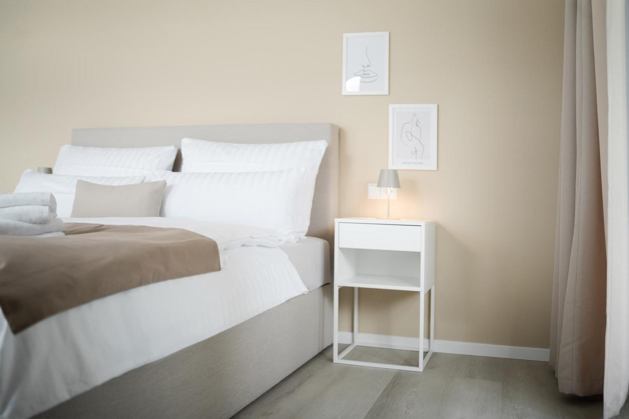 Lamiacasa Grande Family-business Groups-airport-fair-uni-base Apartment Stuttgart